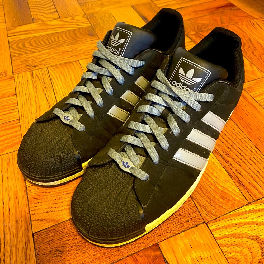 Men’s adidas superstar size 12